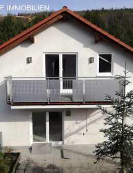 Gemütliche Dreizimmerwohnung im DG in schöner Lage - Bad König