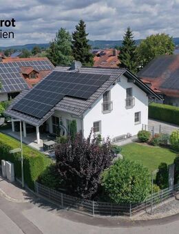 Ihr neues Zuhause: Einfamilienhaus für die ganze Familie mit Traumgarten & PV-Anlage in Aholfing - Aholfing