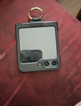 Samsung Galaxy Z Flip 5 - Halle (Saale)