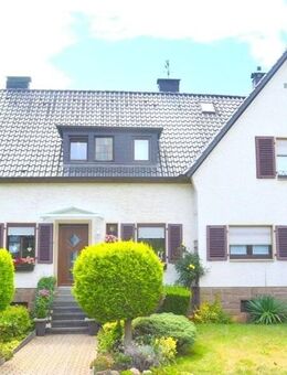 2 Häuser - 1 Grundstück! Selbstnutzung, Vermietung oder beides. Hier ist einiges möglich - Kreuzau