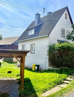 Gepflegtes Einfamilienhaus mit Garten im idyllischen Ort Lahm - Wilhelmsthal