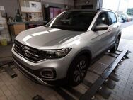 VW T-Cross, 1.0 TSI Move Dig, Jahr 2024 - Langenhagen