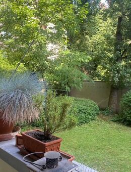 Vermietete Zwei-Zimmer-Wohnung mit Balkon in bester Lage - Frankfurt (Main)