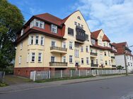 Blick auf das Theater - 4-Zimmer-Altbau-ETW mit Balkon in Zentrumsnähe - Greifswald