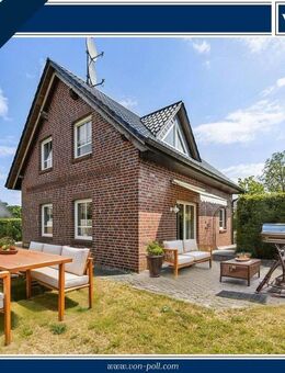 Massiv gebautes Einfamilienhaus mit vier Zimmern und Carport - Schneverdingen