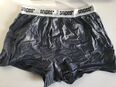 Alte, zerschlissene, kaputte Boxershort: Snipes, grau, Gr. S in 45356