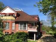 Ammersbek - Dachgeschosswohnung in grüner Bestlage - Ammersbek