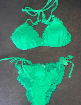 Grüner Bikini - Neschwitz