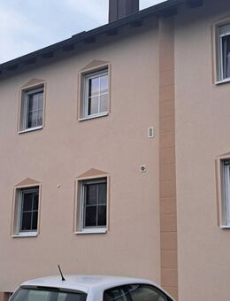 Gemütliche 4 1/2 Zimmer-Wohnung in Höchstadt a.d. Aisch zu vermieten - Höchstadt (Aisch)