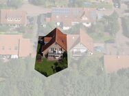 Attraktives Zweifamilienhaus direkt am Mittellandkanal! - Sehnde