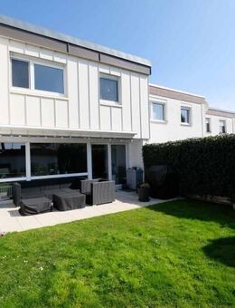 Renoviertes Reihenmittelhaus in Split-Level-Bauweise mit Garten - Remseck (Neckar)