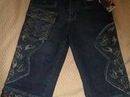 NEU mit Etikett* Ausgefallene * Capri * Jeans mit Stickerei "Ping Temptationsmaker" Gr. 26, 34- 36/ XS- S, blau* - Riedlingen Zentrum