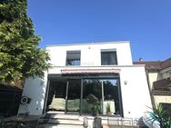 3-Fam. Haus mit modernem Anbau: Wohnen und Investieren vereint! - Eislingen (Fils)