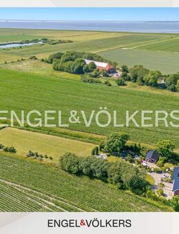 Exklusives saniertes Landhaus in traumhafter Alleinlage in Meeresnähe - Ein wunderschönes Refugium - Norden