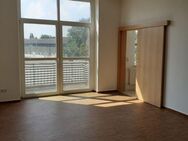 Senioren-gerechte 1-Raum-Wohnung mit Balkon & Einbauküche - Dessau-Roßlau Sollnitz