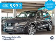 VW Tiguan, 2.0 TDI Life, Jahr 2021 - Stuttgart