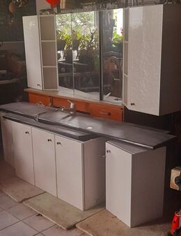 Spiegelschrank, Waschtisch etc., zum Verschenken - Radolfzell (Bodensee)