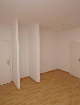 Geräumige 2-Zi-Wohnung mit viel Platz für individuelle Gestaltung! - direkt am Lene-Voigt Park - Leipzig