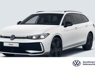 VW Passat Variant, 2.0 TDI R-line, Jahr 2024 - Offenburg