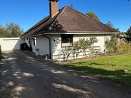 Walmdachbungalow mit Garage in Lensahn - Lensahn