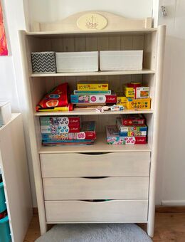 Echtholz Spielzeugschrank - Essen