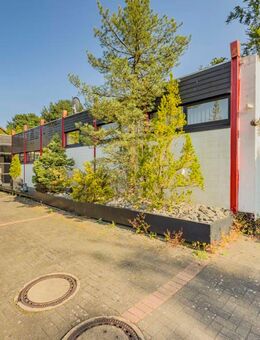 - RESERVIERT - Sanierungsbedürftiger außergewöhnlicher Bungalow in Sürenheide am See! - Verl