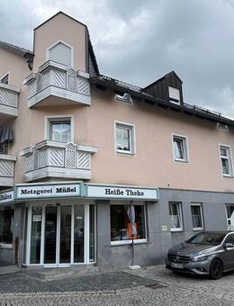 Charmantes Wohn- und Geschäftshaus mit Anbau - vielseitig nutzbar! - Arzberg (Bayern)