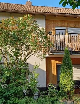 Großes 2 Familienhaus mit Doppelgarage -91798 HÖTTINGEN bei Weißenburg - Höttingen