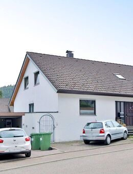 Charmante 3-Zimmer-Dachgeschosswohnung mit idyllischer Aussicht in Enzklösterle - Enzklösterle