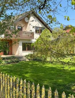 Großzügiges 8 Zimmer-Wohnung auf 2 Etagen mitten in der Natur - Pfahlheim/Buchhausen - Ellwangen (Jagst)