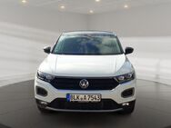 VW T-Roc, Style 1 5 OPF, Jahr 2022 - Weißenfels