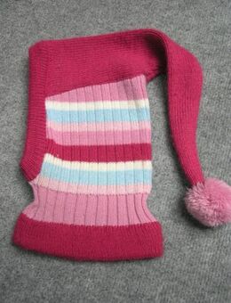 Schalmütze Mütze für Mädchen mit Bommel - Krefeld