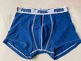 Alte, zerschlissene, kaputte Boxershort: PUMA, blau, Gr. M in 45356