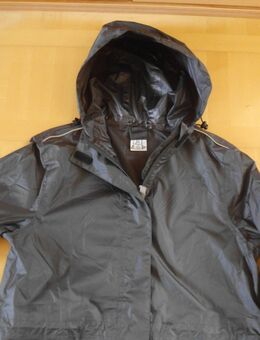 Regenjacke Gr. 40/42 von crane NEU - Namborn