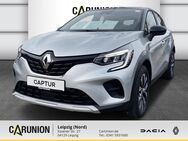 Renault Captur, EVOLUTION TCe 140 Winter Paket, Jahr 2022 - Leipzig