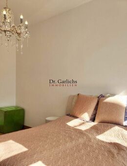 Viktoria-Luise-Platz um die Ecke: sanierte Altbau-Wohnung mit Südostbalkon - Berlin