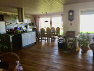 Alleinlage-Traum in der Magdeburger Börde - Bungalow, Ställe und 3,7 ha für Selbstversorger - Oschersleben (Bode)