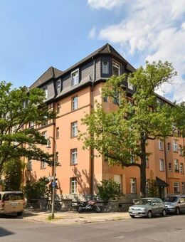 HELLE & STILVOLLE ALTBAUWOHNUNG IM 2.OG MIT 5 ZIMMERN I 2 TAGESLICHT DUSCHBÄDER I PROVISIONSFREI - Berlin