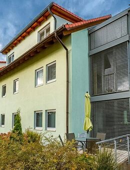 Luxuriöses Wohnen im exklusiven 3-Familien-Haus - Platz, Stil und Komfort unter einem Dach - Burgthann