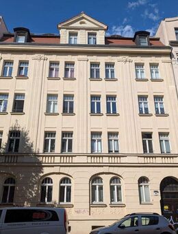 Drei-Zimmer Wohnung mit offener Küche und Balkon - Leipzig