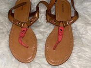 süße hübsche sommer sandalen mit zehentrenner / spreitzer - Dortmund