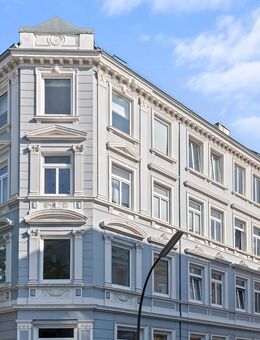 Neuwertiges-Dachgeschoss mit 3 Zimmer, zwei Balkonen und Weitblick in Altona-Altstadt - Hamburg