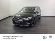 VW Touran, 1.5 TSI Highline, Jahr 2022 - Dresden