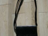 Leder Handtasche Schultertasche schwarz Damen Tasche C&A La Toscana 7,- - Flensburg