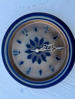 Wanduhr Steingut Keramik - Köln