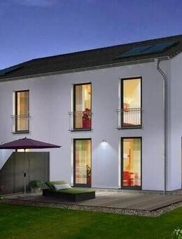 "Schöne Doppelhaushälfte: Perfekt für die junge Familie - Alles drin was du brauchst." - Reifenberg