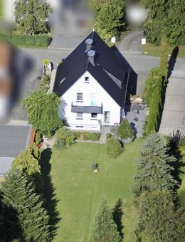 Bezugsfertiges Traumhaus mit charmantem Garten und der Option auf Vermietung - Horn-Bad Meinberg
