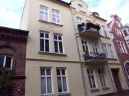 Renovierte 3-Zimmer-Wohnung mit Balkon in der Landreiterstraße - Schwerin