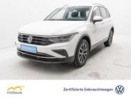 VW Tiguan, 1.4 TSI eHybrid LIFE APP GANZJAHRES, Jahr 2022 - Berlin