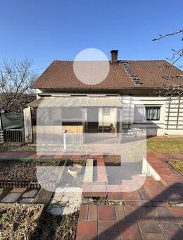 Natur pur inklusive Mieter! Einfamilienhaus in Weigendorf, Landkreis Amberg-Sulzbach - Weigendorf